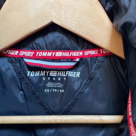 TOMMY HILFIGER SPORT Quilted Vest - Picture 2 of 4